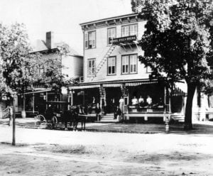 1904 photo of Hotel Fauchere